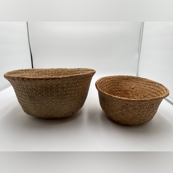 Two foldable seagrass baskets - Picture 3 of 10